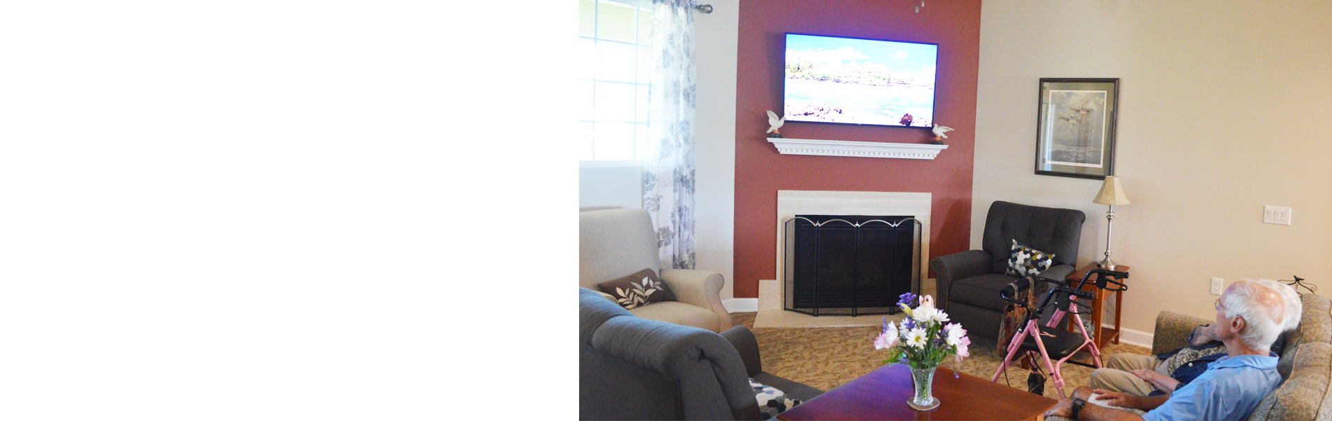 Pinnacle Memory Care living room